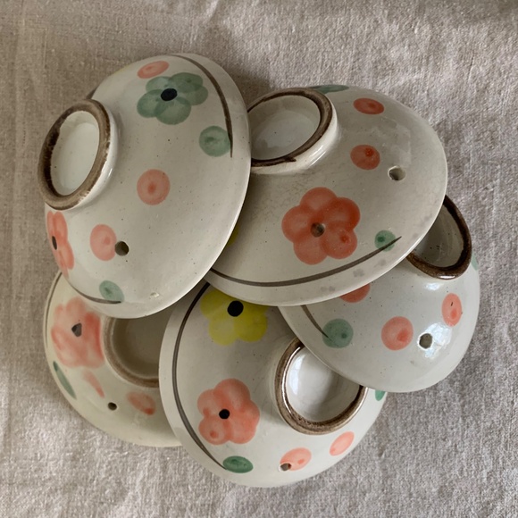 Vintage Japanese Ceramic Sauce Bowls Set of 5 – Hand Painted Floral Design - Picture 6 of 9